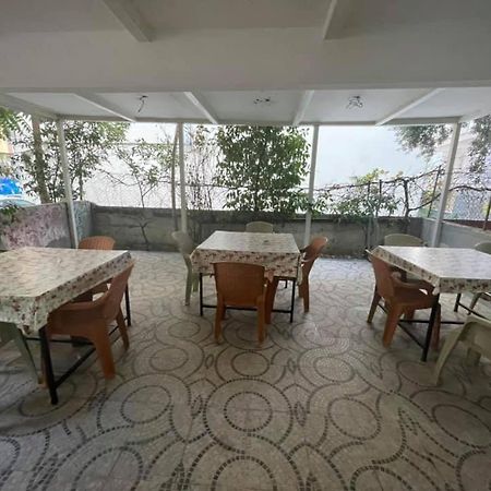 Oezguer Hotel Antalya Exterior foto