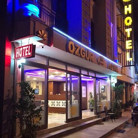 Oezguer Hotel Antalya Exterior foto