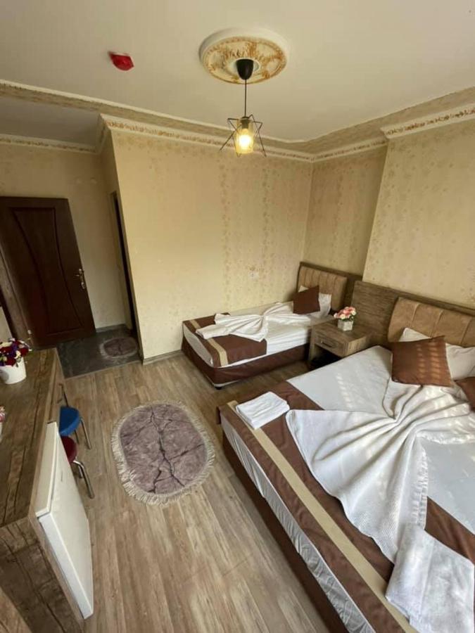 Oezguer Hotel Antalya Exterior foto